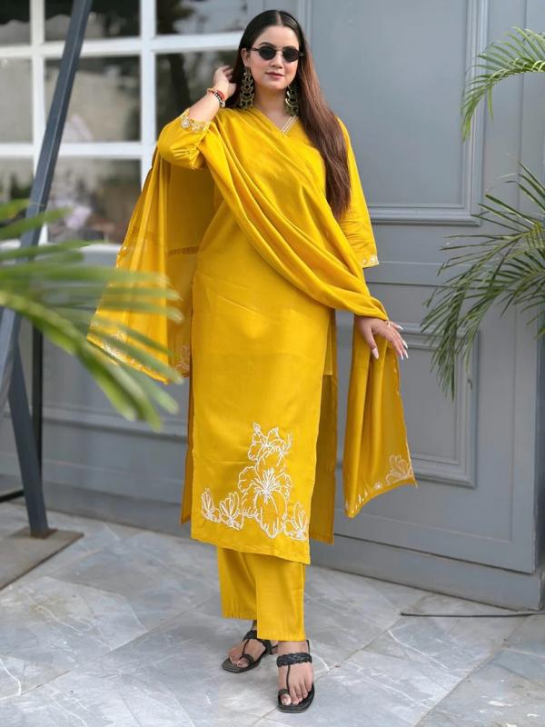 VP 9795 Y Golden Aura Embroidered Kurta Set